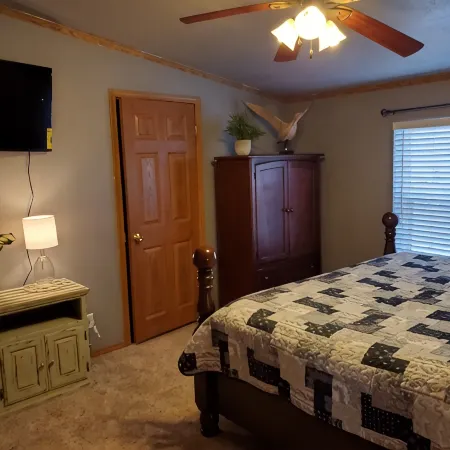 Awesome Waterfront Views, with all the comforts of home.