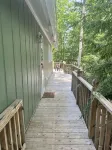 Lakefront Escape close to Clemson and Seneca - Parvekkeita