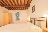 A stone farmhouse from 1850 with a pool for nature lovers - Wi-Fi