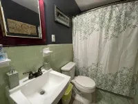 Cute 2BR Full Vacation Home near Spring River and Waterfall - Homestays