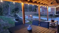 Creekside Cottage –Hot Tub!, Pool Table, Firepit & Pet-Friendly in the Nantahala - Country Houses