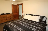 Charming 3-bedroom house with WiFi and AC in Athens