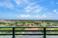 Wyndham Residence 4BR Penthouse Ocean View - 4-Sterne