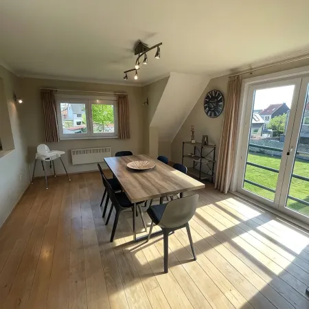 Vacation apartment with garden 1.5 km from the sea.