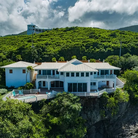 The Villa at Rainbow Cliffs
