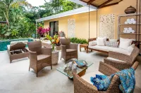 Luxury and Privacy 3 King Suites Central Location - 4-Star