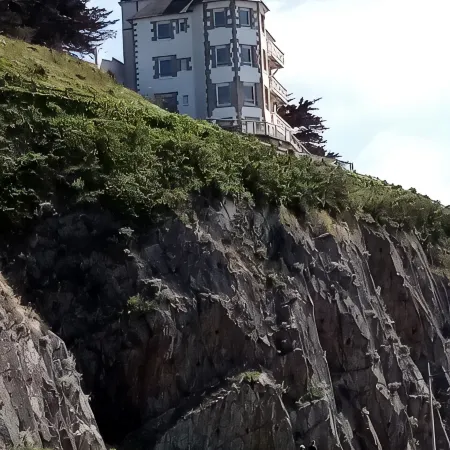 250 ° panoramic sea view from the 10 windows !! Classified furnished with 4-star tourism.