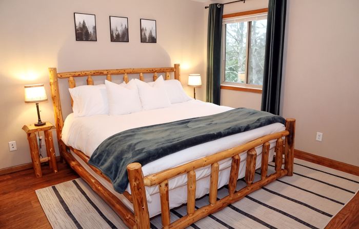 Luxury Pet-Friendly Home Near Hiking Trails and Lake Vermilion
