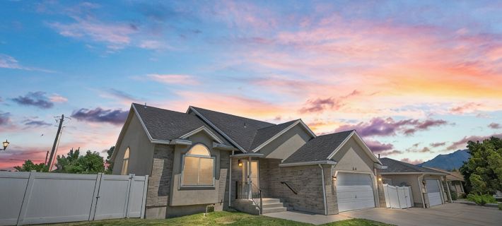 Pet Friendly, Fireplace, 17Mi to Snowbird Ski Hotels in South Jordan