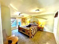 Almanor Lake House, Beach, Dock and Mooring Ball. - WiFi
