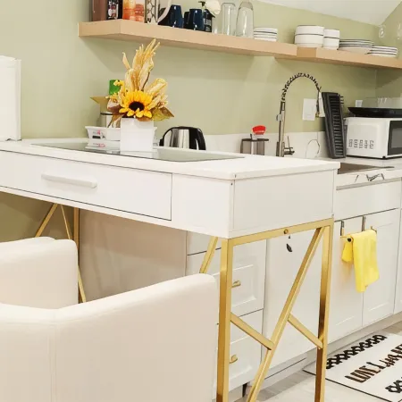 Chic studio with WiFi and AC in serene Springville