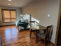 Quiet Studio Apartment minutes from Fort Collins and Windsor - Apartments