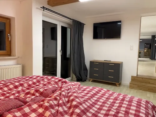 Germütliche Ferienwohnung am Fusse des Berges - Wifi