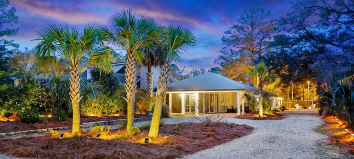 Le Hibou Blanc (B) - Fairhope: Laid-back Sophistication Hotels in Baldwin County