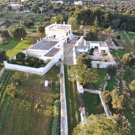 Trulli in historic farmhouse in panoramic position between sea and hills