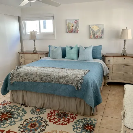 Surf, Stay & Play Del Mar Beach - 200 ft from Beach