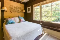 Escape to la Jolla! Secluded MidCentury WindanSea Beach Bungalow, Bikes, Hot Tub - บังกะโล