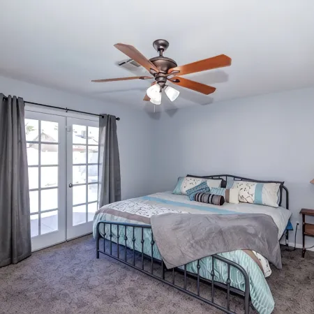OCO-Heated pool for additional fee and spacious 4br home for your comfort.