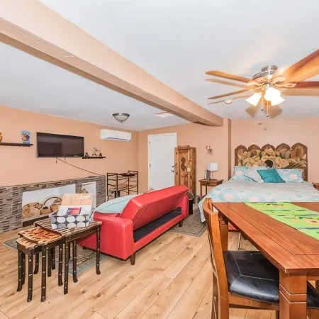 Charming Casita in the heart of Tucson! Ask about Summer Discounts!