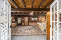 The Beach Room - Apartments