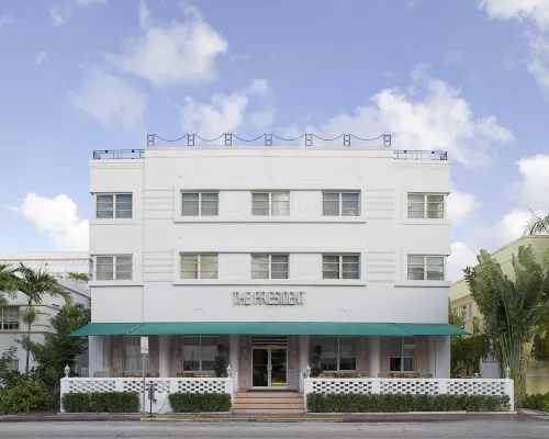 President Hotel Hotels near Versace Mansion