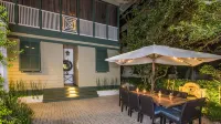 Gulf Side in RB-   Beach Access - 2 Min to Beach or Town- Bikes- Amsler Cottage - Luxury