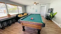 Unleash the Fun: Pool Table, Fishing Poles, and Ping Pong Table, Smoker - 4성급