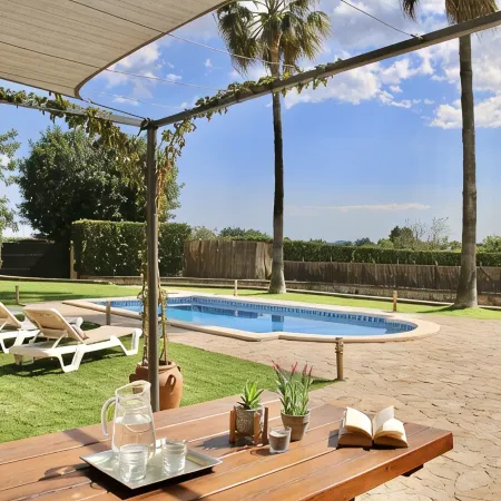 Finca Marti Ferrer: Private Swimming Pool, Garden, Barbecue, WiFi, Air Conditioning.