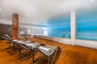 Hôtel Montaigne & Spa - صديق للحيوانات الاليفة