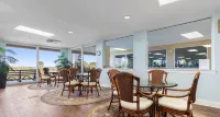 Oceanfront 2/2 Condo; Short walk to Pool & Beach - Beach