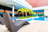 Royce Hotel & Casino - Gym