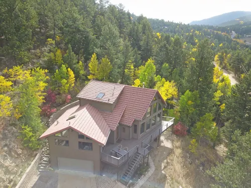 Mountain Retreat with Hot Tub Near State Park - balcony