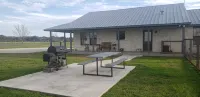 Castroville Modern Farm House - Wifi