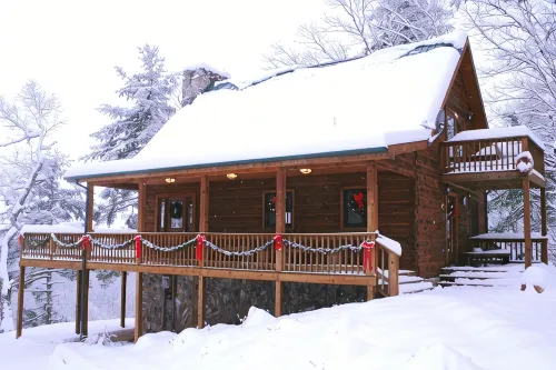 Luxury Lake Cabin by New River Trail w/ Dock/Canoes/Steam Room/Fireplaces... - 4-stjärniga