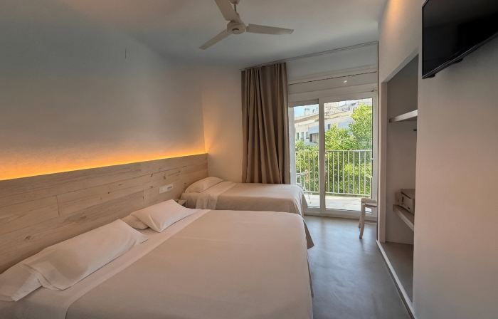 Hostal Rom Familiar