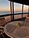 Newly Renovated 3 Bed, 3 Bath Oceanfront Point Unit.  70+ 5 Star Reviews - 3つ星