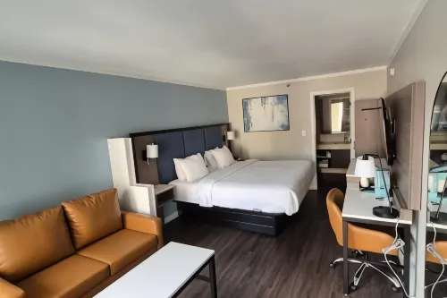 Days Inn by Wyndham Pawleys Island - piscina