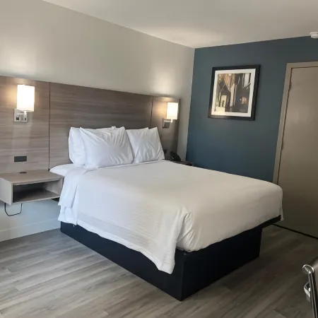 Baymont by Wyndham Sumter Northwest