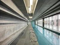 The Sebel Melbourne Docklands - piscina