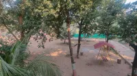Anand Beach Resort, Bordi - 2-Star