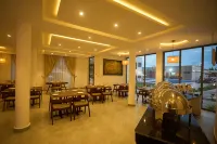 Aiden Homes and Apartments - bar