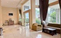 De View Hotel - Bãi đậu xe