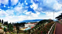 La Nicholas Lake View by Summit Hotels - bar