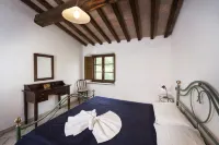 Le Macine, a wonderful ancient restored watermill with Pool - 4-Star