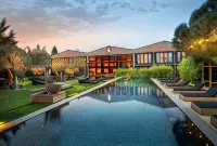 Warehouse by the Stay - 4-Star