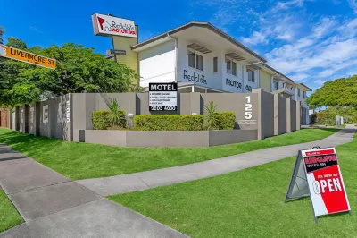 Redcliffe Motor Inn Hôtels à proximité de : Mandarin Pacific Restaurant North Lakes