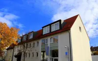 Hotel am Hirschgarten Hotels near Stuttgart Airport