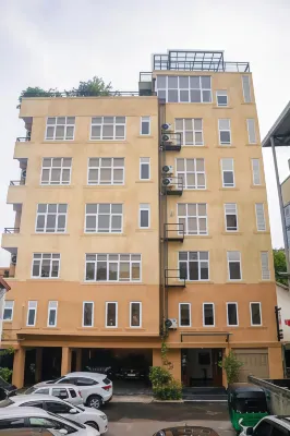 The Den 23 Hotel di 
