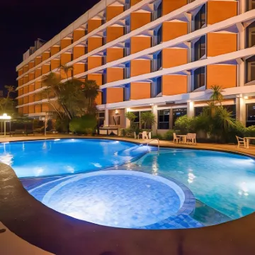 Wiang Inn Hotel Hotels near Oub Kham Museum
