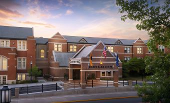 The Union Club Hotel at Purdue University, Autograph Collection